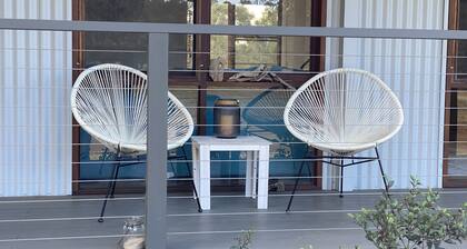 Hannah's Place in the heart of Lovedale