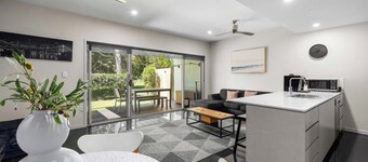 Spacious 3 bedroom townhouse in prime location!