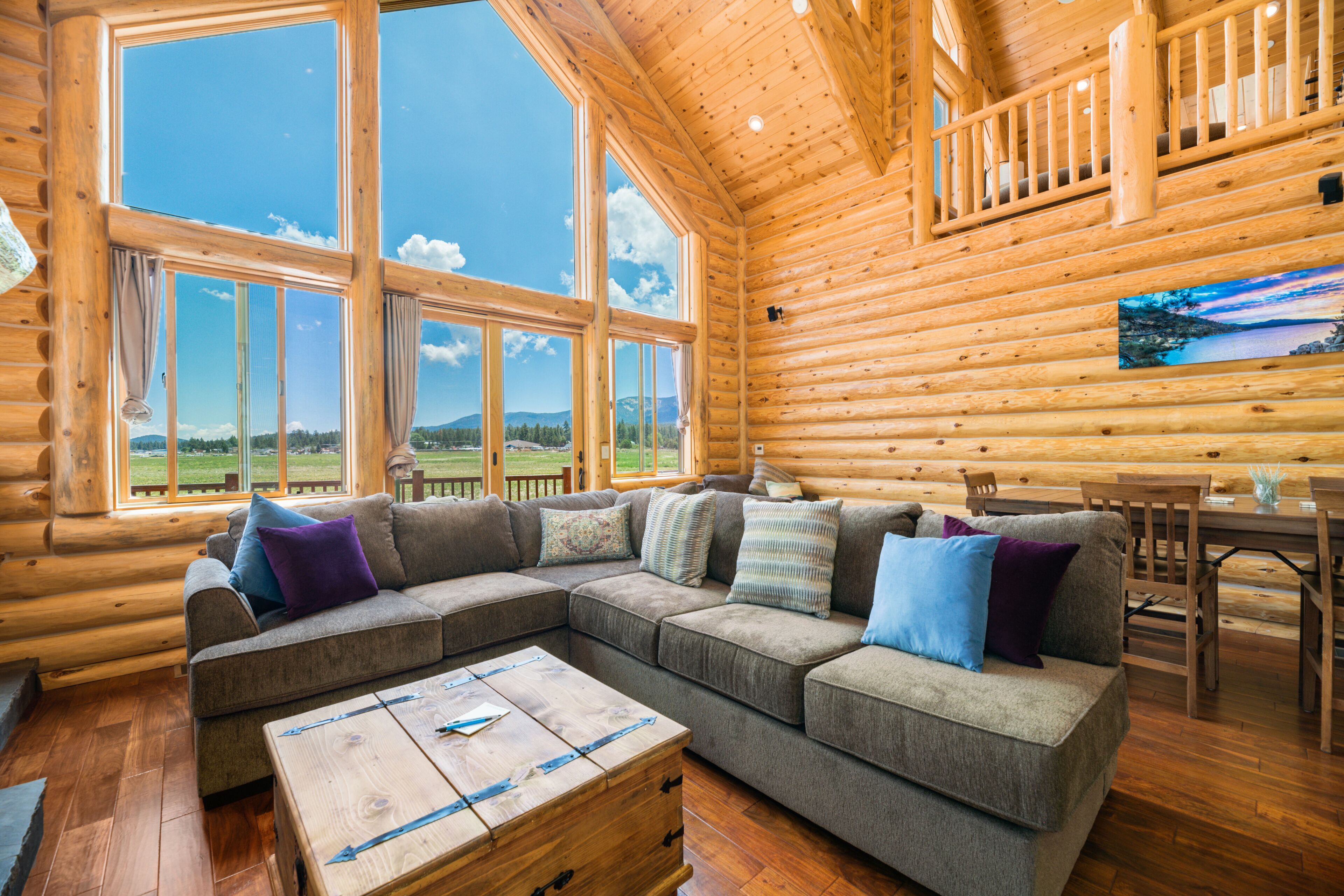 Coyote Flat - Luxury Log Cabin with jet tubs and more!