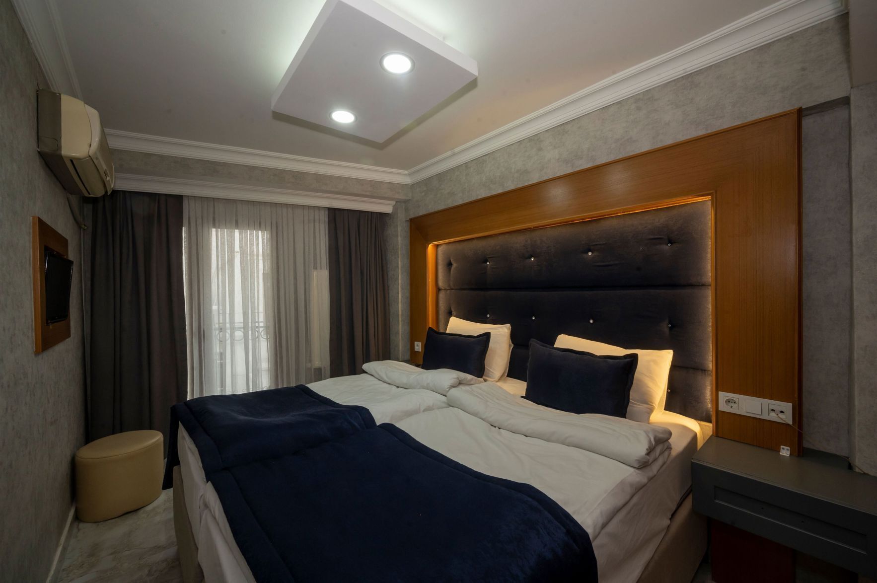 Premium bedding, free WiFi, bed sheets