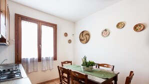 Dining - CASE VACANZA AIOSARDEGNA PULA CENTRO - Villa Silvana (Pula)