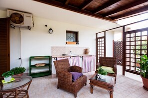 Interior - CASE VACANZA AIOSARDEGNA PULA CENTRO - Casa Katy (Pula)