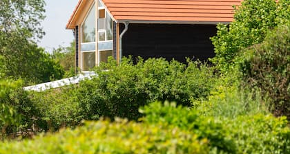 Vacation home with private sauna and private access/jetty to the Peene