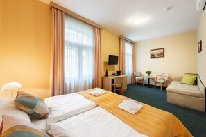 Deluxe kamer, 1 twee- of 2 eenpersoonsbedden | Select Comfort-bedden, een minibar, een kluis op de kamer