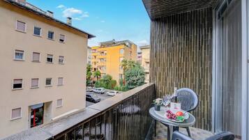 Standard Studio (Moonlight - 150m from the lake) | Outdoor dining