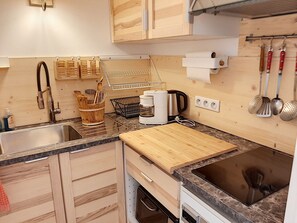 Fridge, coffee/tea maker, toaster - Renovated studio with balcony, 4 pers, near slopes (La Toussuire)