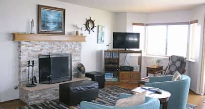 Charming Los Osos Home Near Elfin Forest