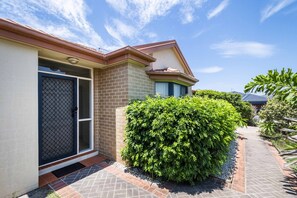 واجهة المنشأة