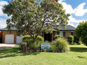 واجهة المنشأة