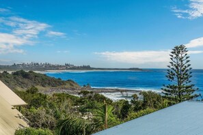 Apartment, 3 Bedrooms | Terrace/patio