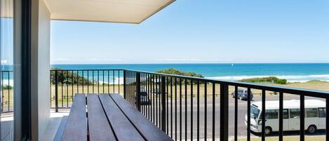 Apartment, 3 Bedrooms | Terrace/patio