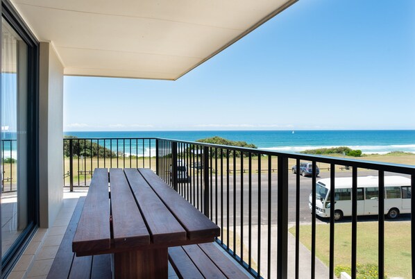 Apartment, 3 Bedrooms | Terrace/patio