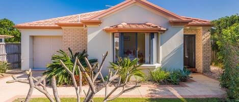 واجهة المنشأة