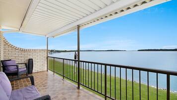 House, 2 Bedrooms | Terrace/patio