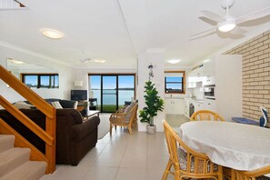 House, 2 Bedrooms | Living area | Smart TV