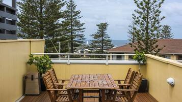 House, 2 Bedrooms | Terrace/patio