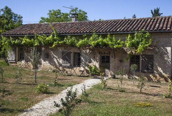 Exterior - Two houses + swimming pool and breathtaking view of Lauzerte (LAUZERTE)