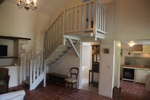 Interior - Two houses + swimming pool and breathtaking view of Lauzerte (LAUZERTE)