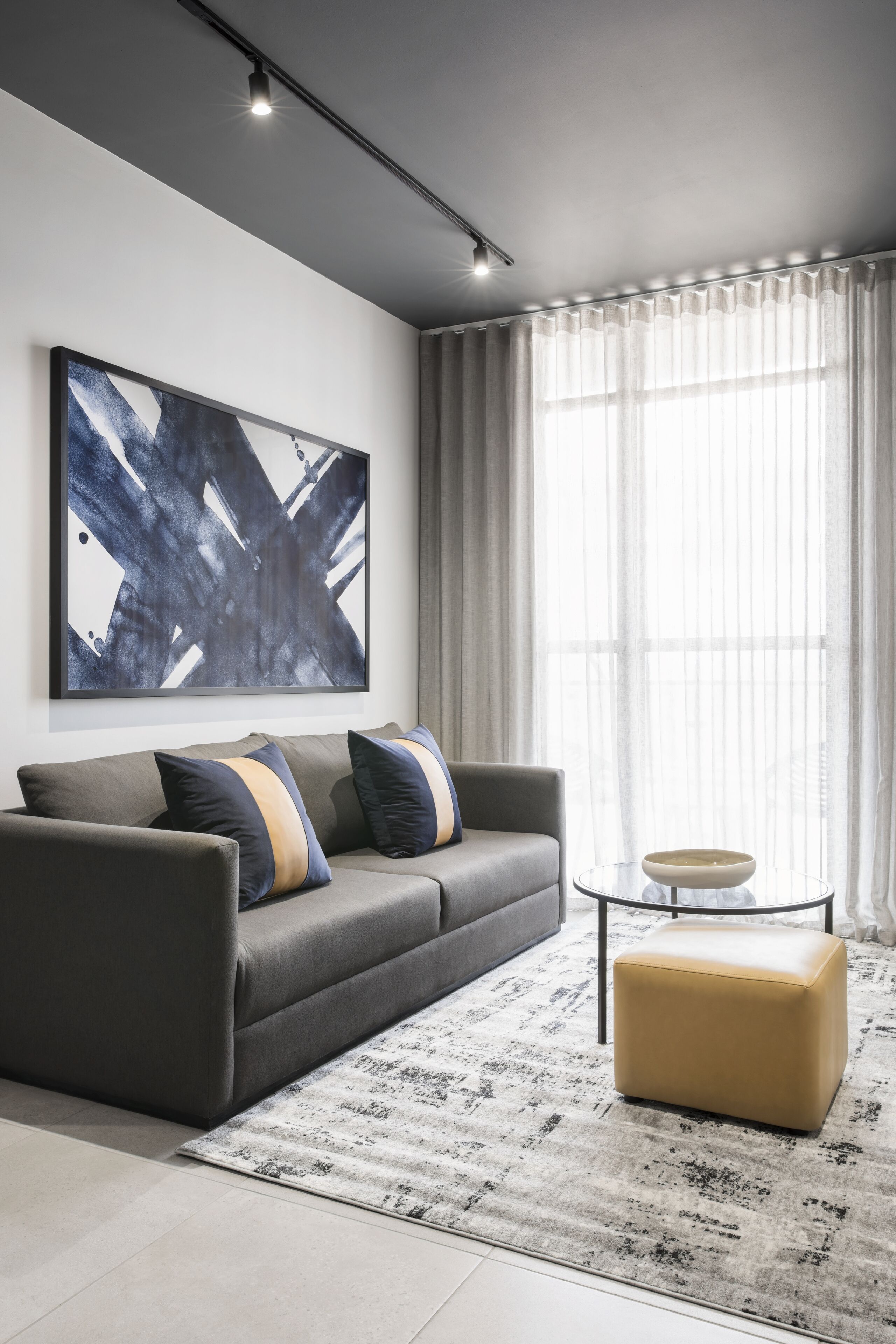 55-cm plasma tv with satellite channels, tv, netflix