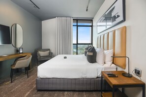 Standard Room | In-room safe, desk, laptop workspace, blackout curtains