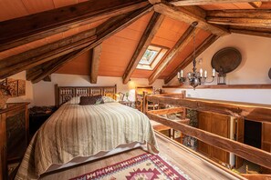 1 chambre, fer et planche Ă repasser, Wi-Fi gratuit, draps fournis