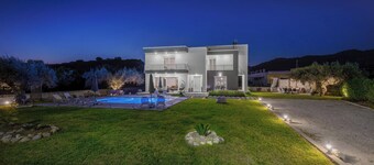 Mika Villa with Private Pool