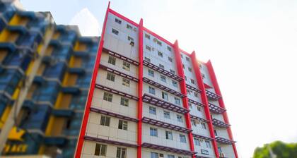 OYO 809 Crowne One Condo