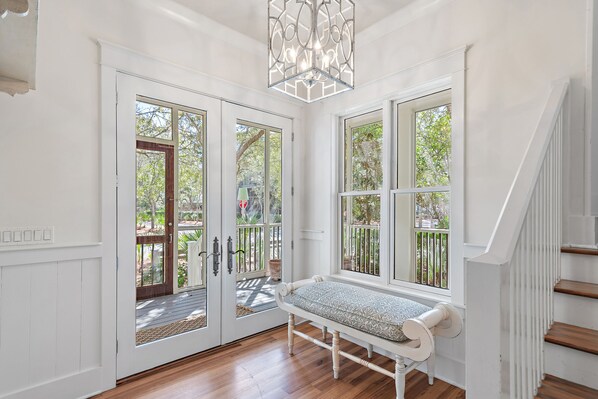Interior - Carriage House And Community Pool- WaterCastle By Royal Destinations (Santa Rosa Beach)