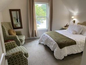 4 Schlafzimmer, Schreibtisch, Reisekinderbett, kostenloses WLAN