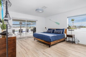 3 bedrooms, iron/ironing board, free WiFi, bed sheets - Villa Soleada Pool Spa Gulf Access (Cape Coral)