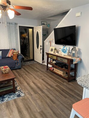 3 chambres, fer et planche à repasser, Wi-Fi, literie fournie