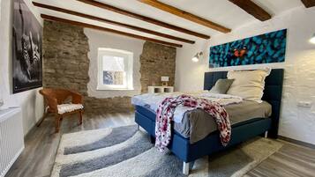 4 Schlafzimmer, Bügeleisen/Bügelbrett, Reisekinderbett, kostenloses WLAN