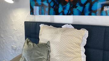 4 soverom, strykejern/-brett, reiseseng for barn og wi-fi (inkludert)