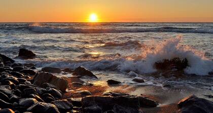 Luxury RV get away near Kport