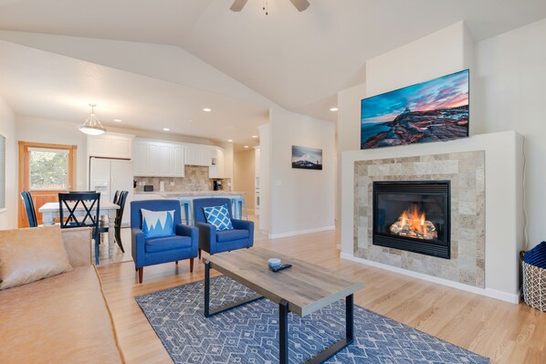 Smart TV, fireplace, offices