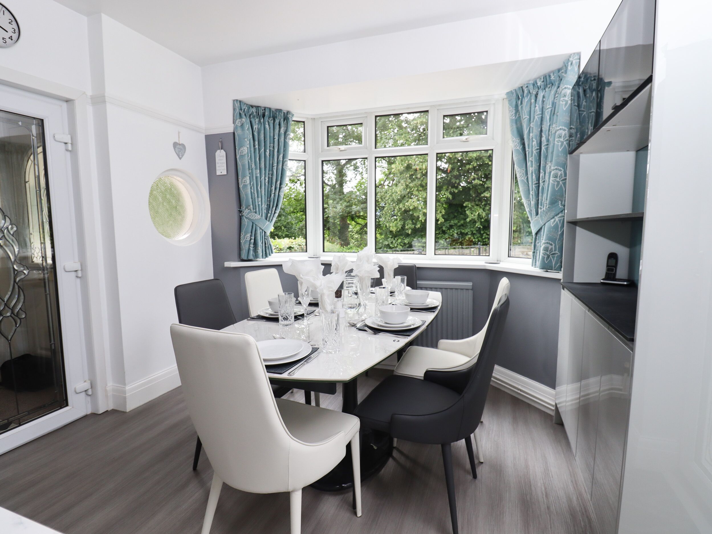 Cottage | Interior