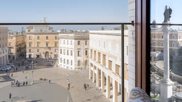 Suite Panoramique, salle de bains attenante, vue ville