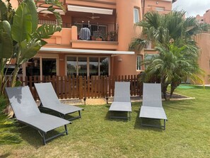 Property grounds - Mar Menor Golf Resort, Luxury apartment,  Sleeps 6, Lake Views (Torre-Pacheco)