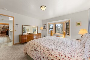4 habitaciones, tabla de planchar con plancha y wifi gratis 