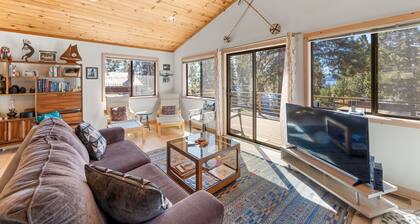 Lake Breeze Family Home in Tahoe Vista- lakeview - walk to lake