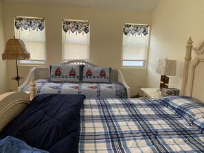 4 chambres, bureau, accès au Wi-Fi (inclus)