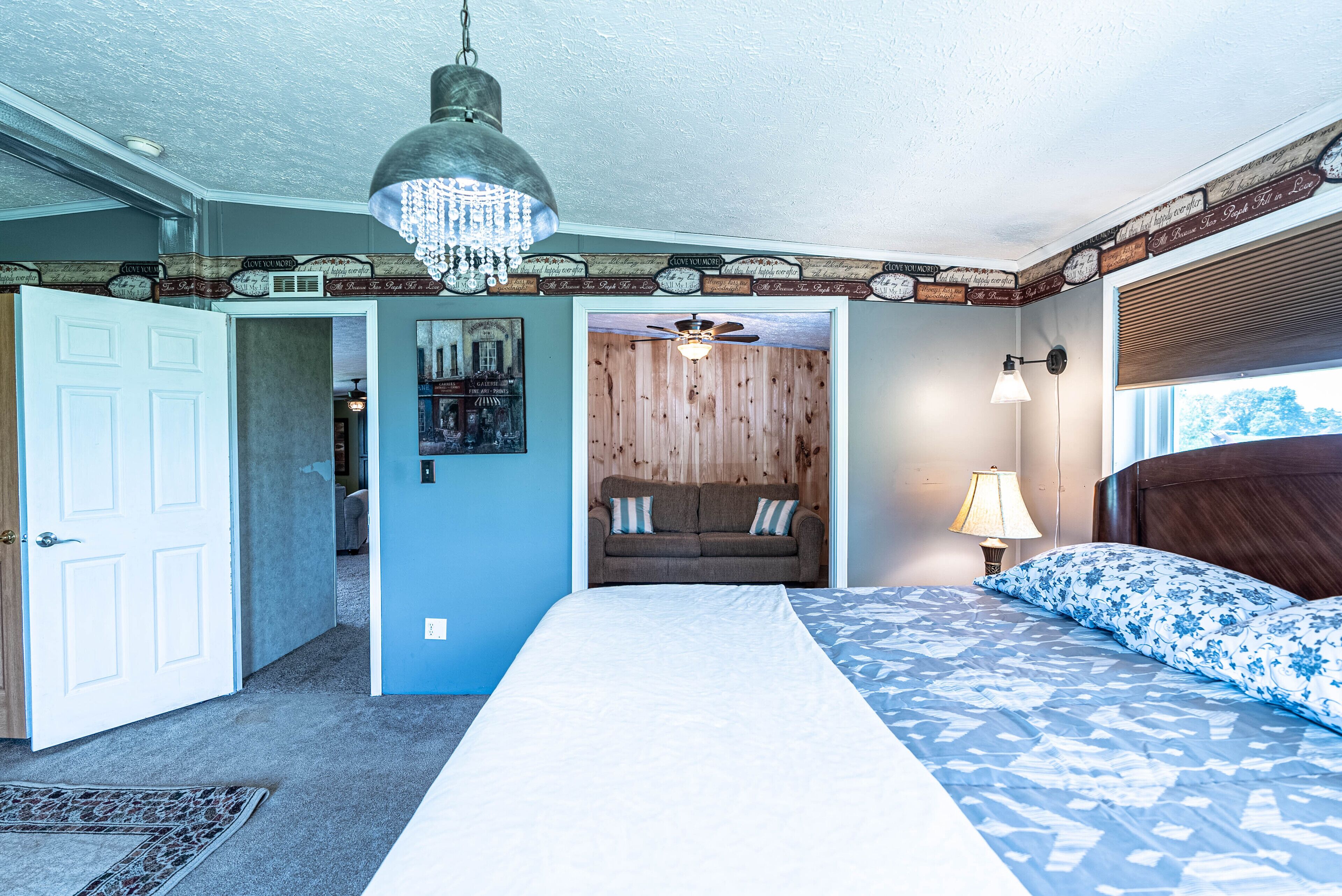 3 chambres, fer et planche à repasser, Wi-Fi gratuit, draps fournis