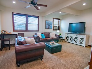 Smart TV, books, offices