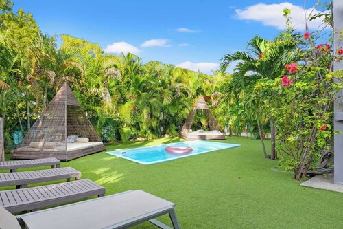 Mr Purple House | Pool+Hot Tub | Little Havana