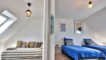 2 bedrooms, iron/ironing board, travel crib, free WiFi