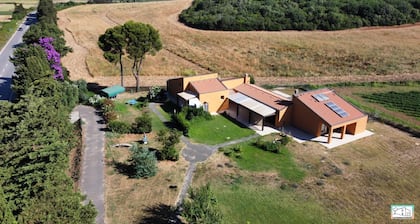 Green Studio - An ideal family retreat, just a short stroll from the beaches