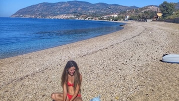 Beach nearby, 3 beach bars
