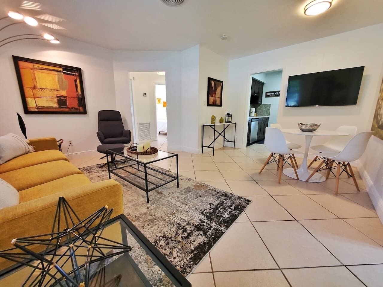 Location Huge yard Managed by BNR Vacation Rentals