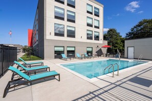 Pool - avid hotel Millsboro Georgetown South by IHG (Millsboro)