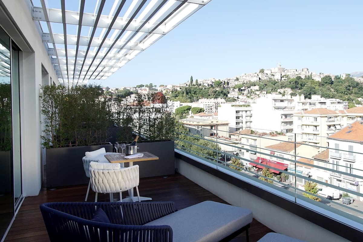 Suite, 1 King Bed, Pool Access | View from room